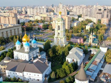İHA 'dan Moskova' daki Novospassky Manastırı 'na kadar. Hava görünümü