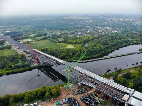 Flygfoto över bron byggandet av den centrala ringleden Ckad — Stockfoto