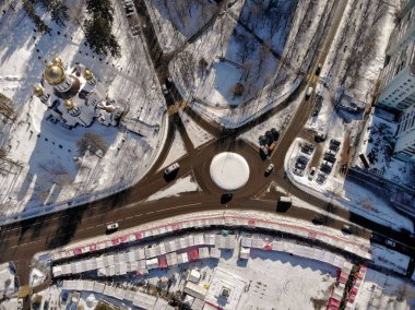 Güneşli bir günde Moskova 'nın güzel askeri şehri Krasnoznamensk' in hava manzarası