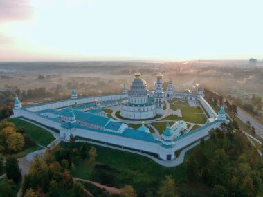 Novoierushim Manastırı 'nın hava manzarası. Rusya 'nın seyahat için harika yerleri.