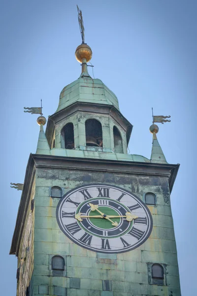 Věžní hodiny v Štýrském Hradci — Stock fotografie