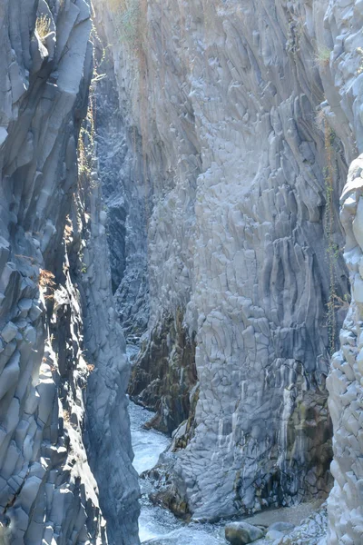 Widok w Alcantara Gorge — Zdjęcie stockowe