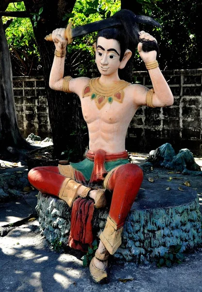 Bang Saen, Thailand: Warrior figuur op Thaise tempel — Stockfoto