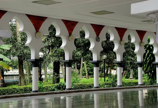 Kuala Lumpur, Malaysia: Masjid Jamek Mosque — Zdjęcie stockowe