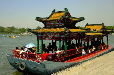 Beijing, Çin: Gezi teknesi Behei Park