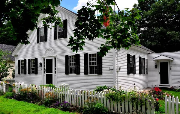 Hancock, NH: 1824 Village Home — Stock Photo, Image