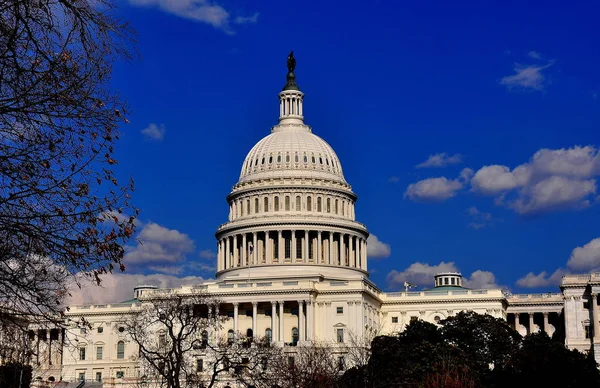 Washington, dc: US capitol building — Stockfoto