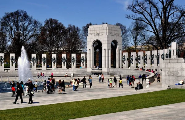 Washington, DC: Memorial da Segunda Guerra Mundial — Fotografia de Stock