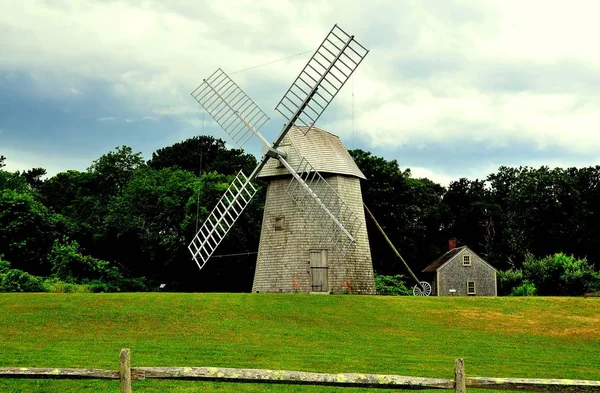 Brewster, MA : Moulin à vent de Higgins Farm — Photo