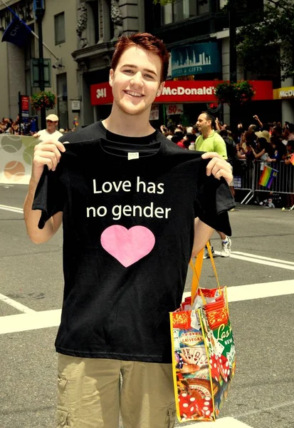 NYC: Man at Gay Pride Parade — Stock Photo, Image