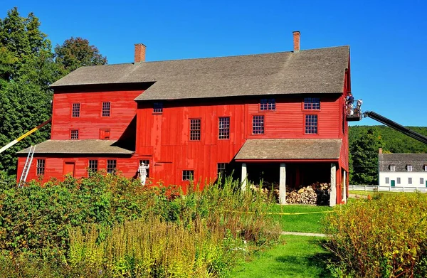 Hancock, Ma: 1790 prádelny-strojírna v šejkru Village — Stock fotografie