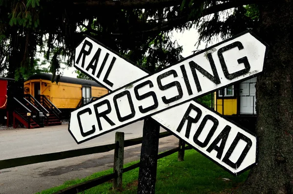 Ronks, Pennsylvania: Railroad Crossing Sign — Stock Photo, Image