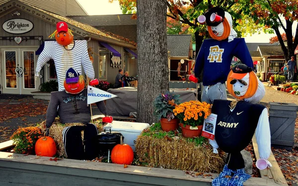 Intercourse, PA: Kitchen Kettle Village Autumn Decorations — Stock Photo, Image