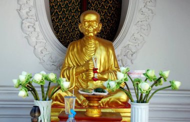 : Nakhon Pathom, Thailand: Monk Wat Pathom Chedi '