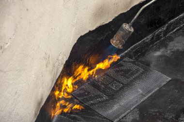 su geçirmez membran yanan