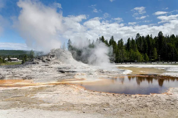 Yellowstone'da Şofben 
