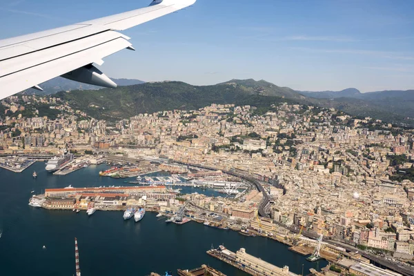 ジェノヴァ市の空撮 — ストック写真