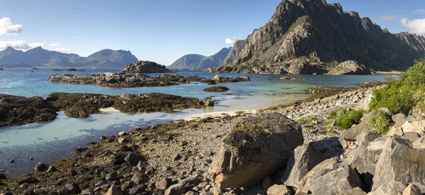 Henningsvaer en Lofoten en Noruega —  Fotos de Stock