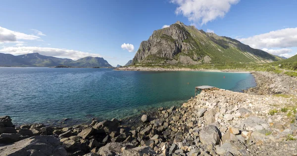 Norveç'te Lofoten, henningsvaer