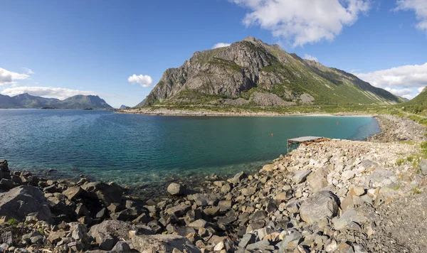 ノルウェーのロフォーテン諸島のヘニングスヴァールにあります。 — ストック写真