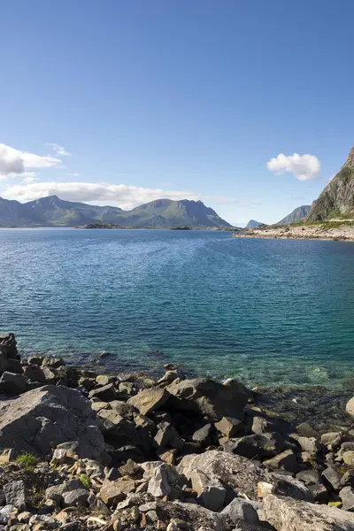 Norveç'te Lofoten, henningsvaer
