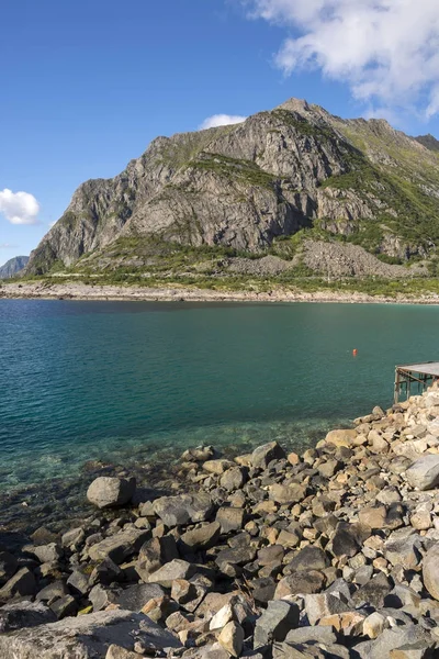 Norveç'te Lofoten, henningsvaer
