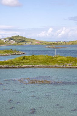 Lofoten Norveç'te Fredvang, köprüler