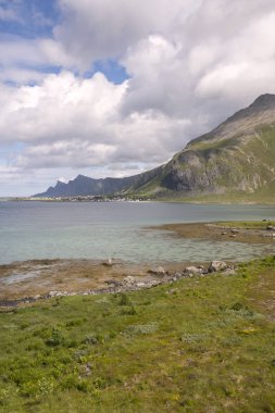 Lofoten Norveç'te Fredvang, köprüler
