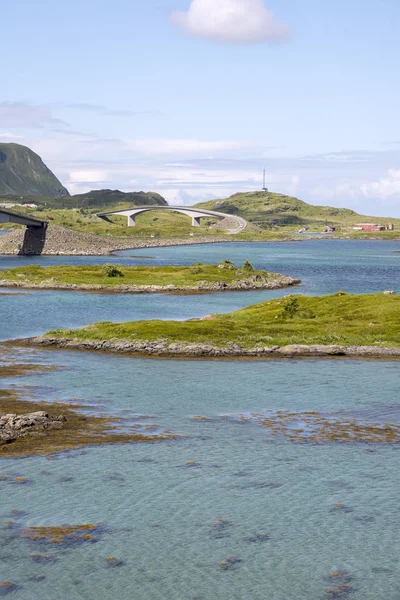 Brücken bei fredvang in lofoten norwegen — Stockfoto