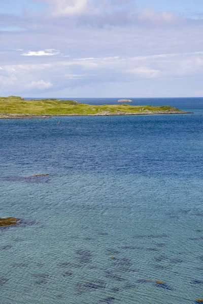 Lofoten Norveç'te Fredvang, köprüler