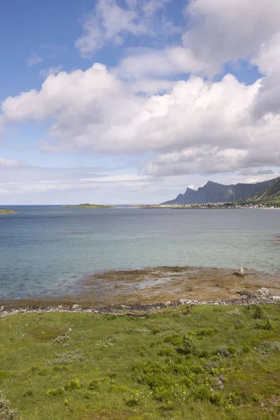 Lofoten Norveç'te Fredvang, köprüler