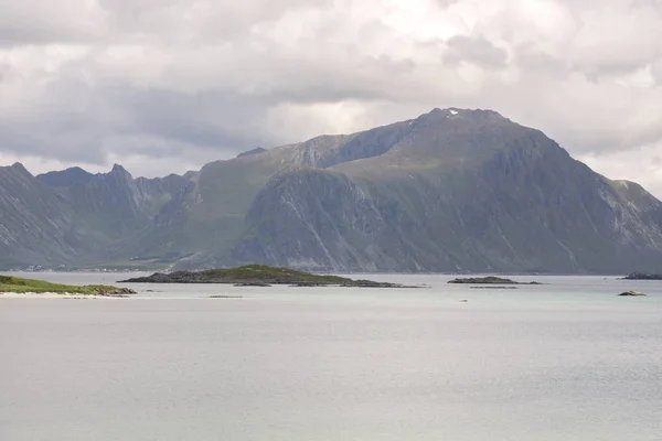 Overzicht op Fredvang in Lofoten Noorwegen — Stockfoto