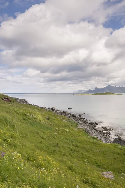 Übersicht bei fredvang in lofoten norwegen — Stockfoto