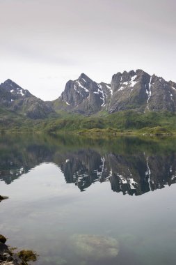 küçük Nyksund ülke Norveç'te Lofoten Adaları, Körfez Panoraması