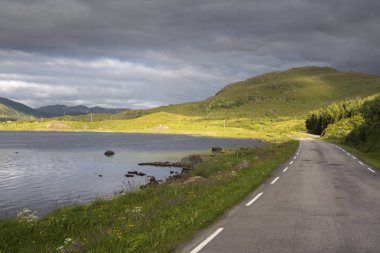 Lofoten Norveç'te saatlerinde gece yarısı Eggum içinde Panorama