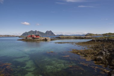 panoramik deniz kenarı ve Adaları'nda Svolvaer, Norveç'te Lofoten