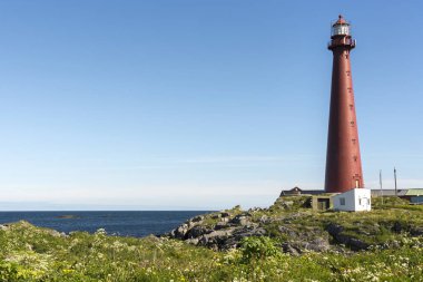 Andenes Lofoten Norveç'te ulusal turist Rota Andya başında kırmızı deniz feneri