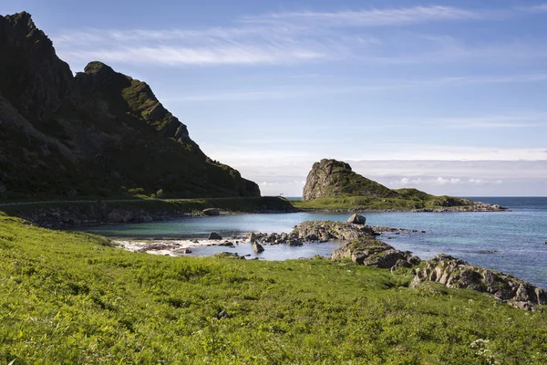 アンデネス国立観光ルート アンに沿ってノルウェーのロフォーテン諸島での風景します — ストック写真