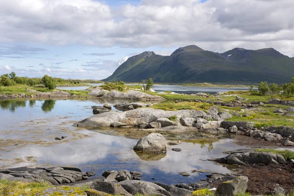 Berg Kusten Mellan Eggum Och Svolvaer Till Lofoten Norge — Stockfoto