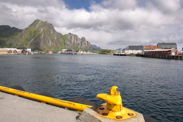 Yellow Bollard Port Svolvaerat Lofoten Islands Norway — Stock Photo, Image