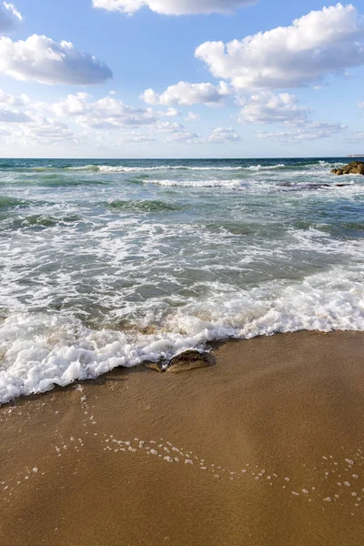 Berrak Deniz Köpüklü Dalgalar Palermo Sicilya Talya Plajları Üzerinde — Stok fotoğraf