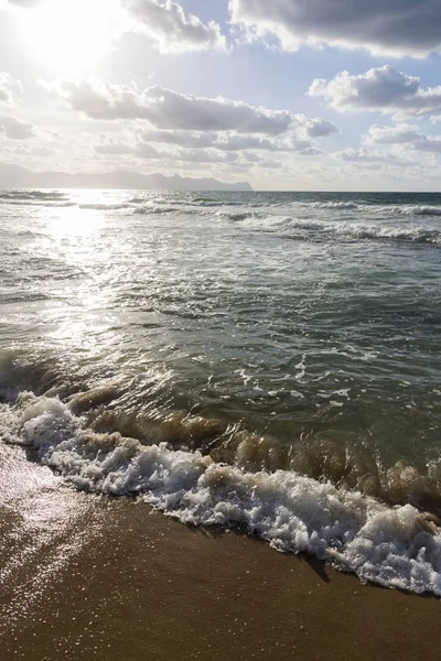 Mar Cristalino Olas Espumosas Las Playas Palermo Sicilia Italia — Foto de Stock