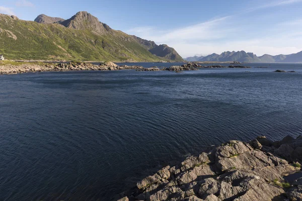 노르웨이에서 Lofoten Nyksund의 해안을 파노라마 — 스톡 사진