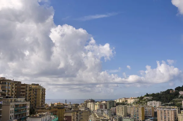 Himlen Med Moln Staden Genua Italien — Stockfoto