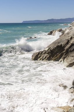 Liguria Varazze sahil üzerinde deniz manzarası