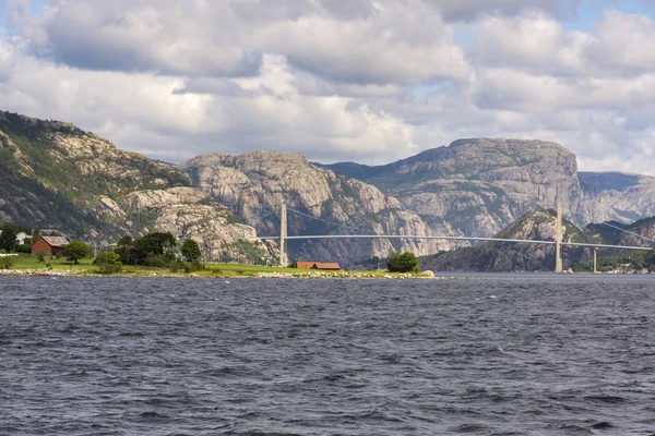 Táj Tenger Hegy Között Stavangerben Lofotenben Norvégiában — Stock Fotó