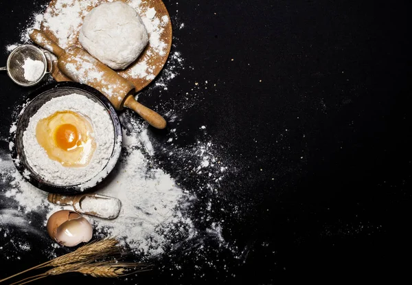 Ingredientes y utensilios para la preparación de productos de panadería — Foto de Stock