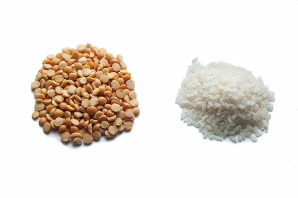 Lebensmittelspende Reis Und Erbsen Auf Weißem Hintergrund Coronavirus Lieferung — Stockfoto