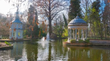 Estanque Chinescos Prensin Bahçeleri (Jardines del Principe), Aranjuez, Madrid, İspanya