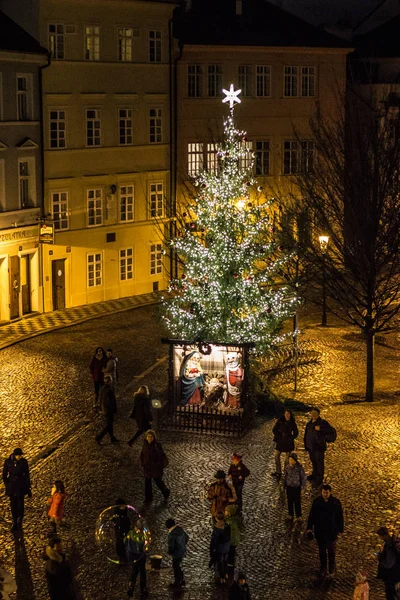 Letecký Pohled Tyn Náměstí Vánočním Trhem Zdobené Vánoční Stromeček Staroměstské — Stock fotografie